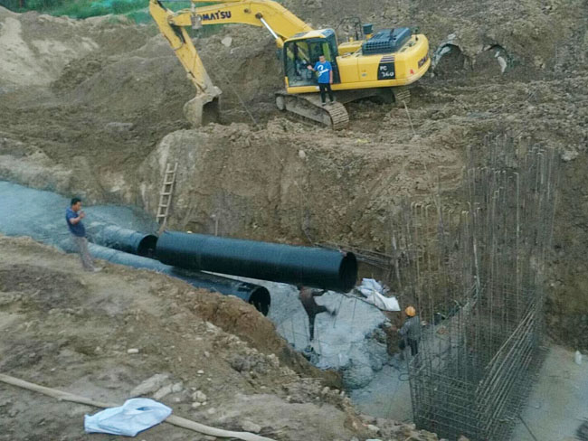 HDPE双壁缠绕排水管